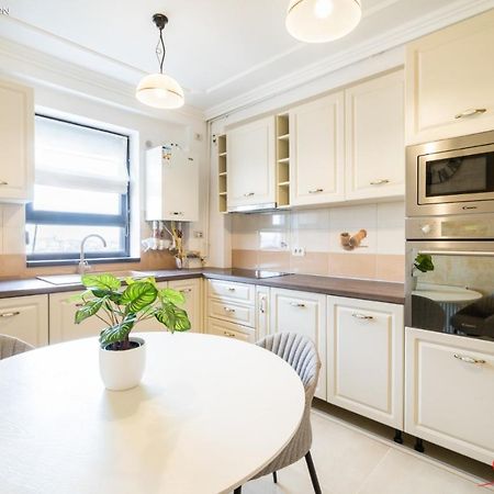 Apartament Ghimbav_Rk Luaran gambar